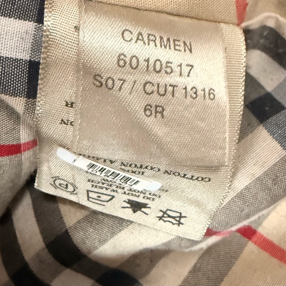 Burberry Carmen Black Coat - Picture 9 of 12